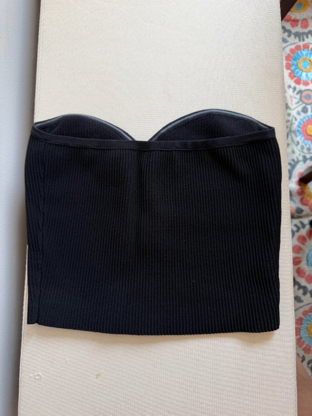 ARITZIA Black Babaton Sculpt Knit Ribbed Sweetheart Tube Top Size M - Picture 4 of 7